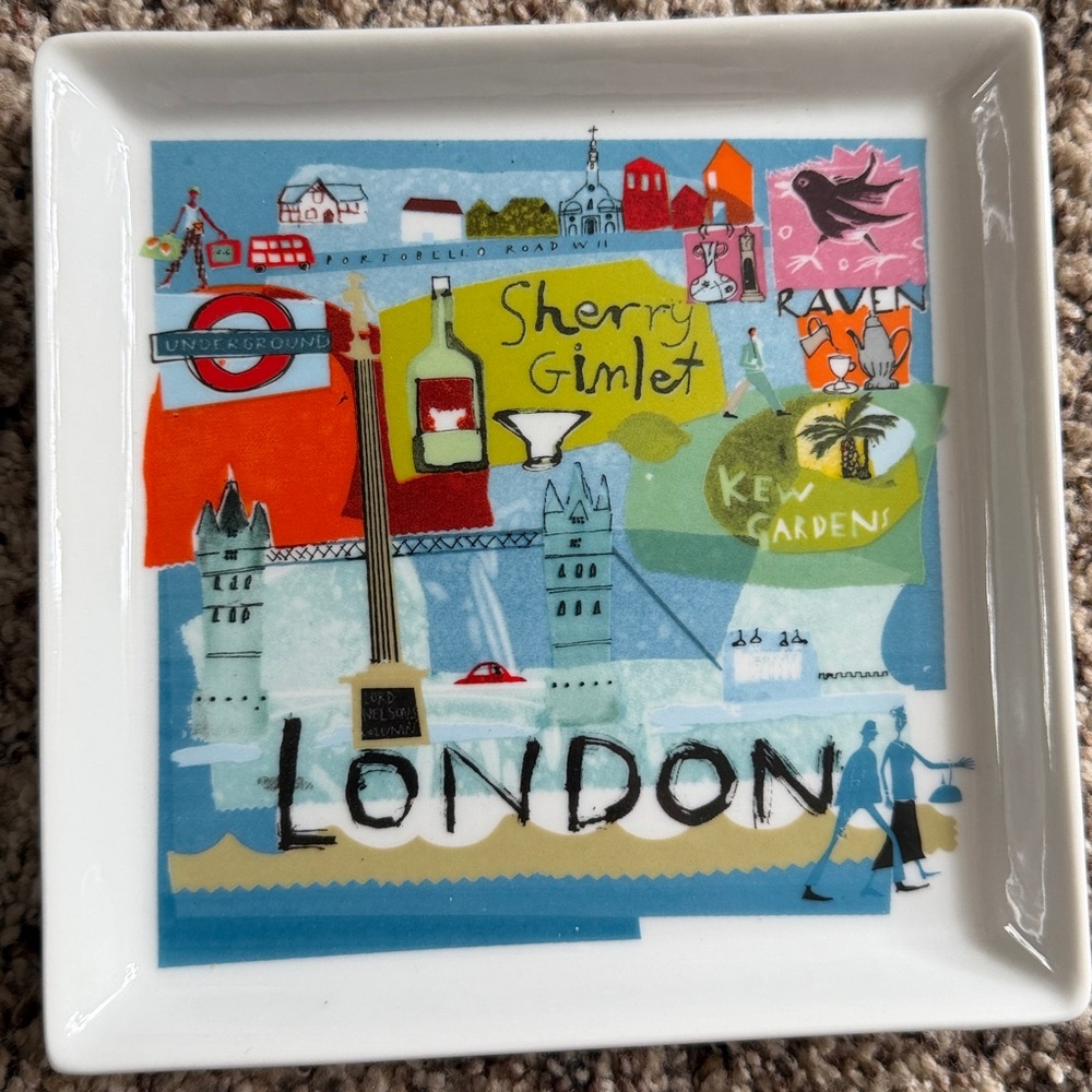 Crate&Barrel Travel Plates Set City Scenes Square Appetizer Plates Set of 6 - Picture 5 of 11